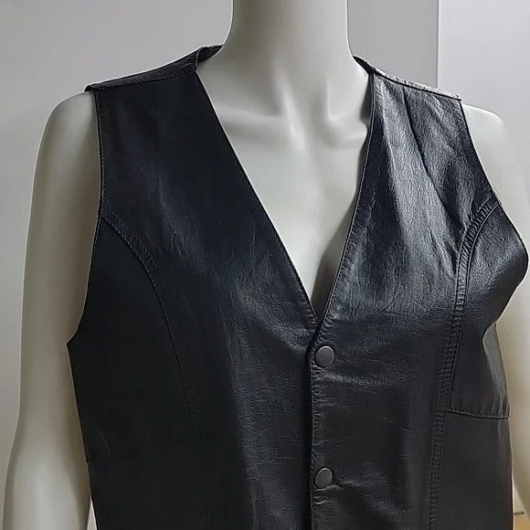 VETO Canada 100% Leather Button Snap Down Vest - Picture 2 of 11